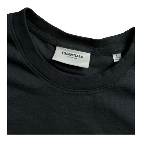 ESSENTIALS puff Bogo - Picture 3 of 8